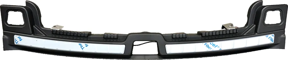 Bezpieczne zakupy Podświetlana listwa bagażnika 2018